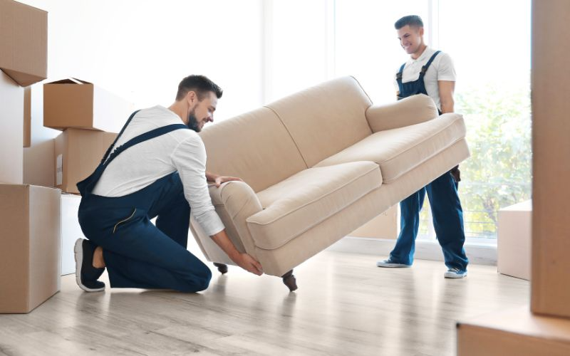 DIY: Zware Meubels Verplaatsen Zonder Schade of Rugpijn